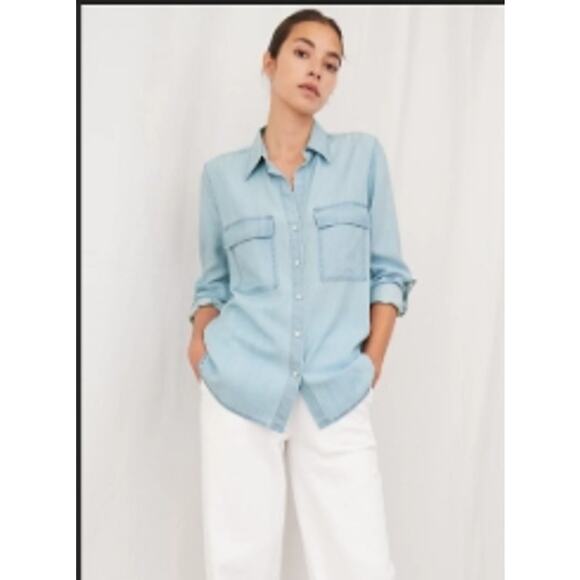 Aritzia The Group Babaton Lyocell Chambray Button Roll Tab Sleeve Blouse Top XS - Picture 1 of 6
